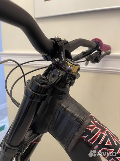 Велосипед commencal supreme dh