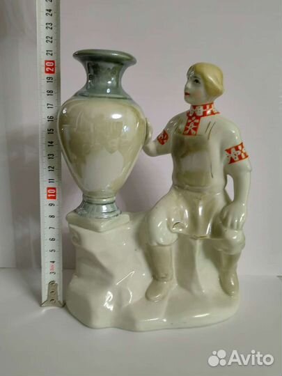 Статуэтка Ваза. Данила мастер. Период СССР