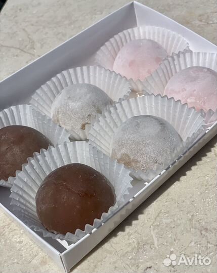 Японский десерт моти