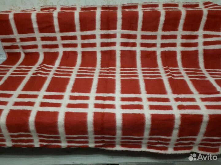 Одеяло шерстяное