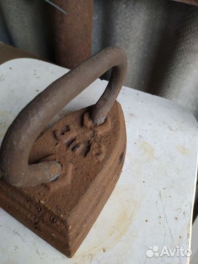 Утюги чугунные