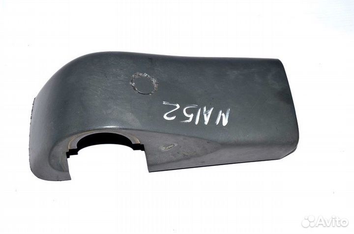 Накладка кронштейна бокового зеркала нижнего левог
