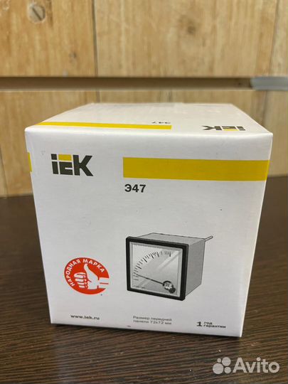 Вольтметр щитовой 500В Э47 IEK