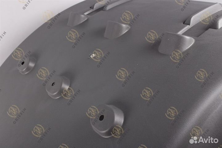 Крыло заднее передняя сторона - правое, задняя - л