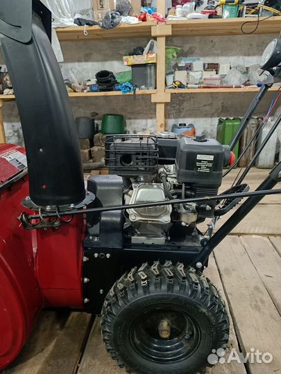 Снегоуборщик бензиновый самоходный бу