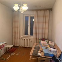 3-к. квартира, 54 м², 4/5 эт., Ангрен