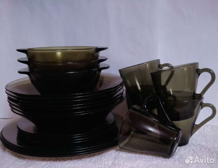 Набор столовой посуды, 23 предмета