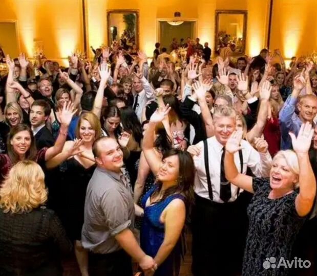 Ведущая,тамада+диджей на новогодний корпоратив