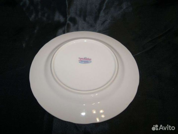 Тарелка фарфор фирмы Yamatsu (Япония)