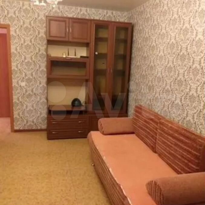 Жильё в Великом Новгороде снять недорого. Квартира Великий Новгород купить 2 комнатная Кочетова 47.