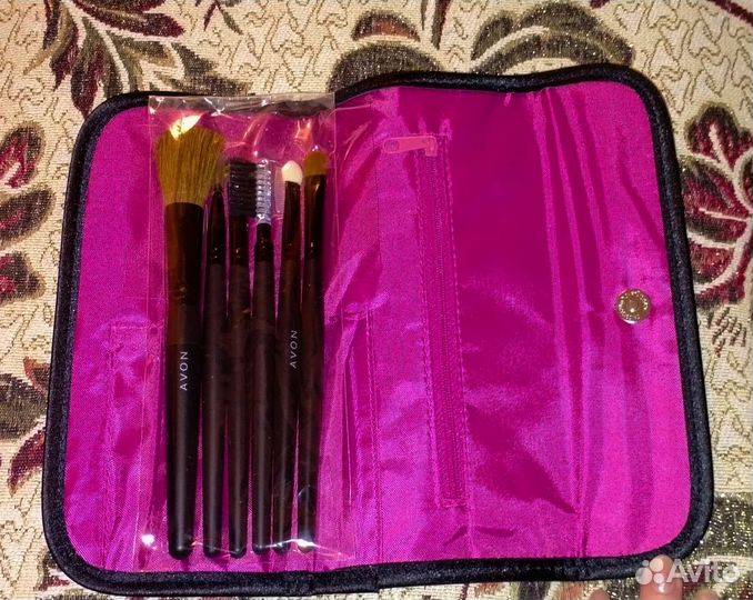 Набор кистей для макияжа avon