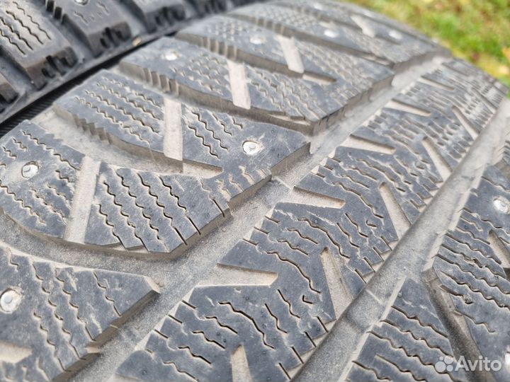 Bridgestone Ice Cruiser 7000 245/45 R18 96T