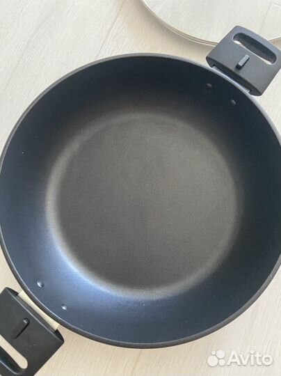 Сковорода 28 тефлоновое покрытие