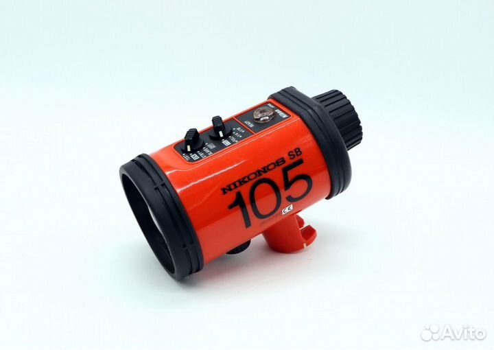 Фотовспышка Nikon Speedlight SB-105