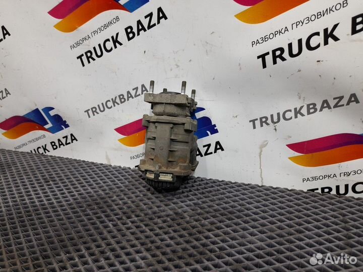 5010260383 Кран тормозной главный Renault Magnum