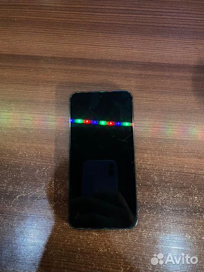 Samsung Galaxy S23, 8/256 ГБ