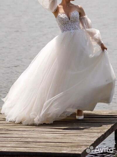 Свадебное платье