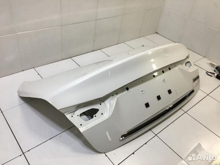 Крышка багажника Infiniti Q50 V37