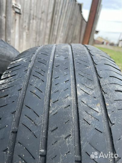 Michelin Latitude Tour HP 215/70 R16