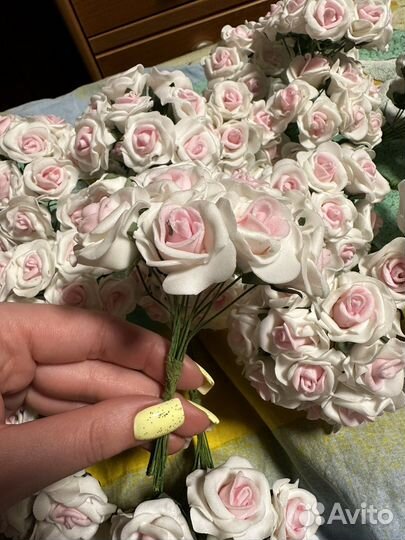 Букеты цветов (розочки) декоративные