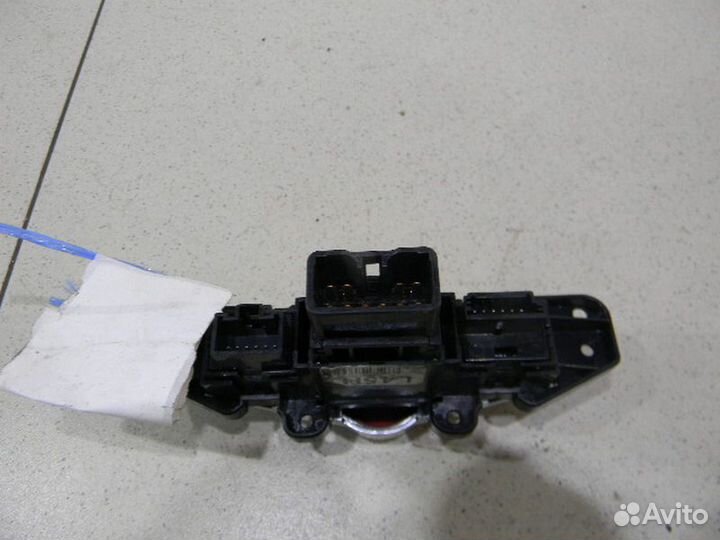 Кнопка аварийной сигнализации