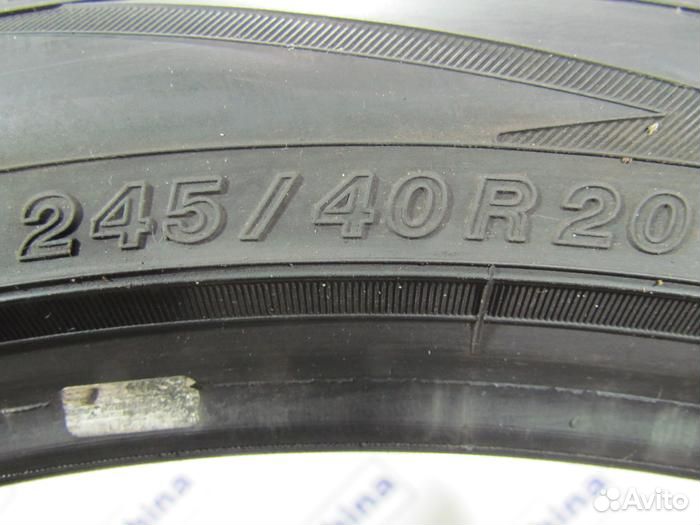 Yokohama BluEarth RV-01 245/40 R20 81H