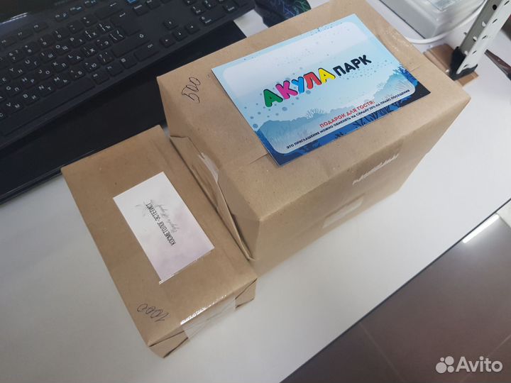 Печать визиток, листовок, плакатов, флагов наклеек