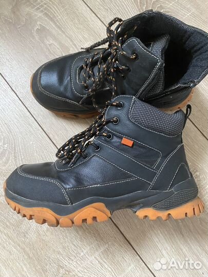 Ботинки детские35