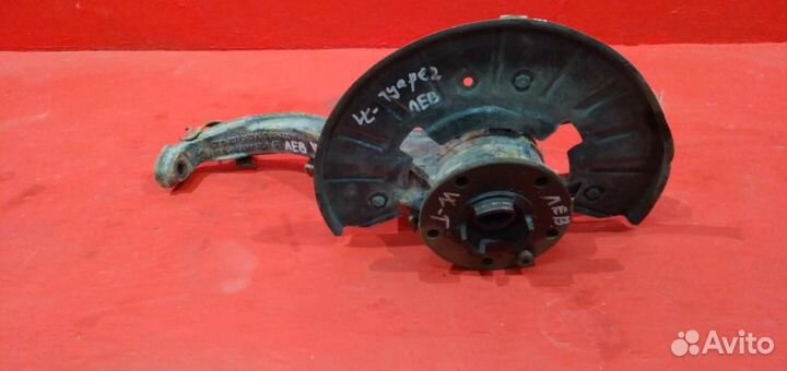 Туарег Кулак передний левый 7L 2002-2010