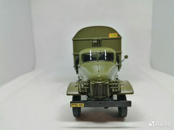 Модель зис-151 (кунг-1) «Военный»