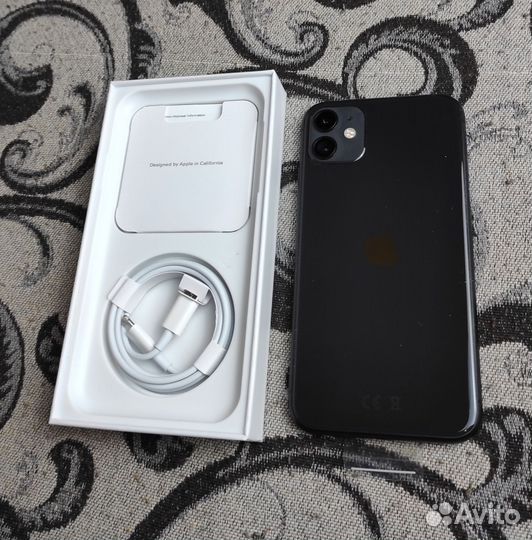 iPhone 11, 64 ГБ