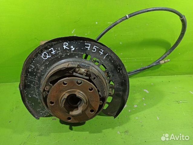 Кулак,цапфа опорная задняя правая Audi Q7 4L 4.2