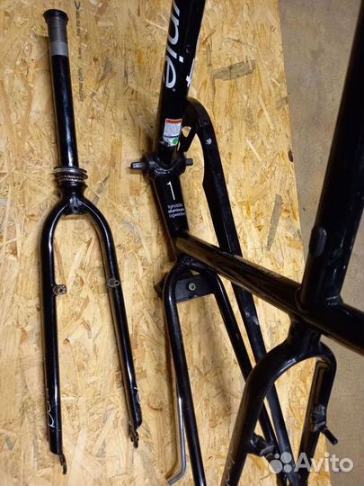 Рама алюминиевая с вилкой б.у