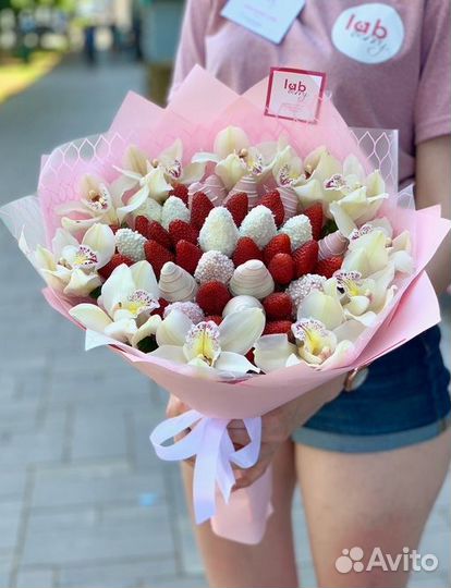 Букет из клубники в шоколаде