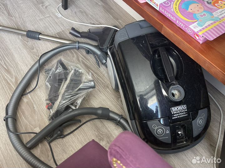 Моющий пылесос Thomas Tristan aqua stealth