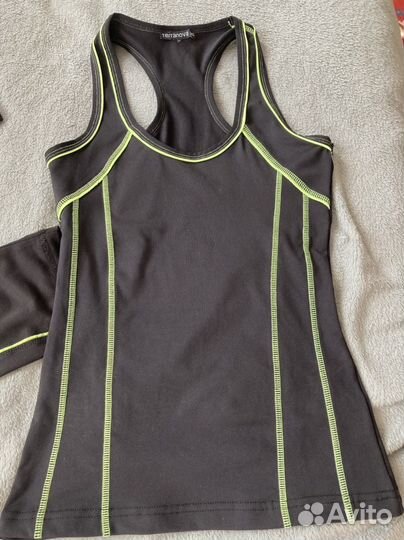 Спортивный костюм