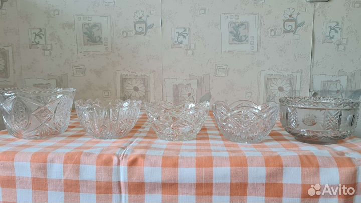 Салатник хрустальный средний цена указана за шт