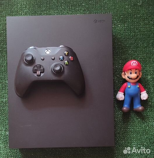 Мощь Xbox One X с играми и геймпадом в Марио