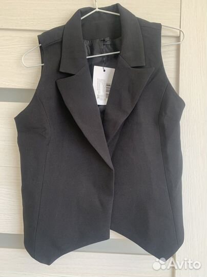 Жилет женский костюмный офисный черный размер 42