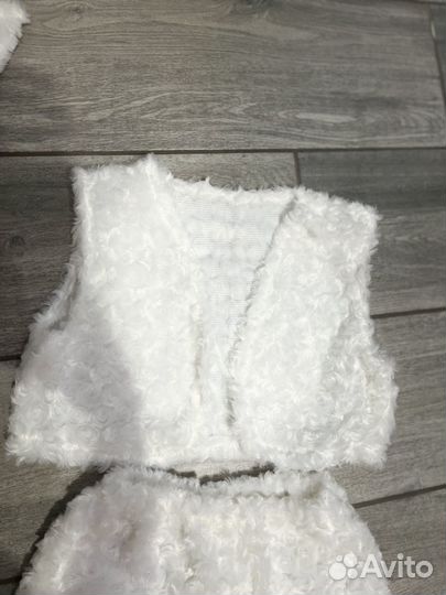 Новогодний костюм зайчика