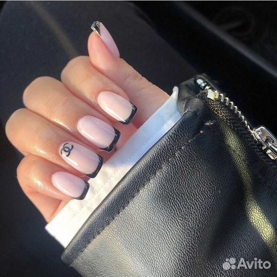 Нужно модел на манманикюр