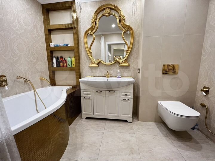 2-к. квартира, 70 м², 9/10 эт.