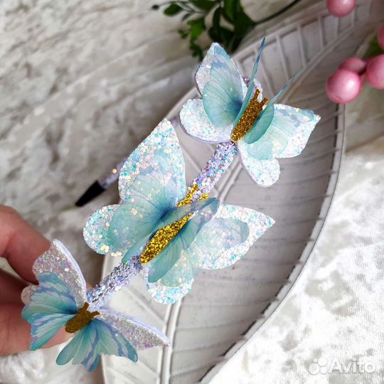 Ободок для волос с бабочками