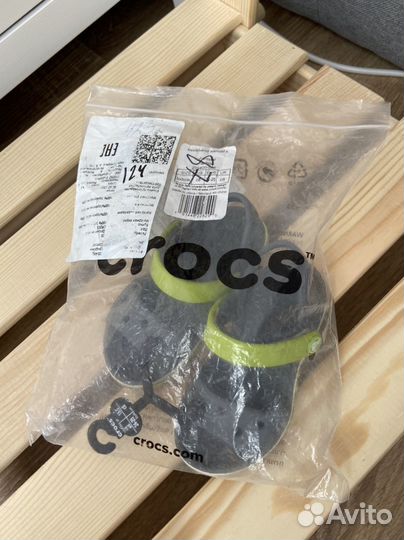 Сандалии crocs c7 новые