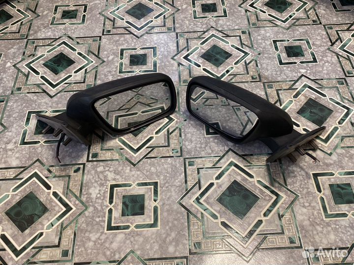 Зеркала на приору