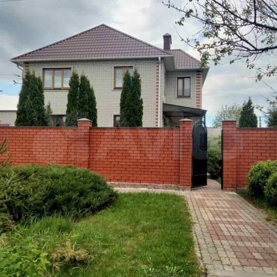 Дом 140 м² на участке 15 сот.