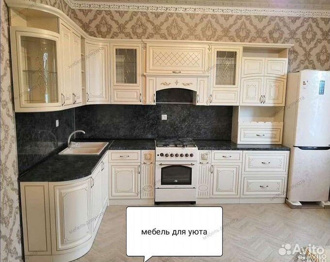 Кухонный гарнитур угловой