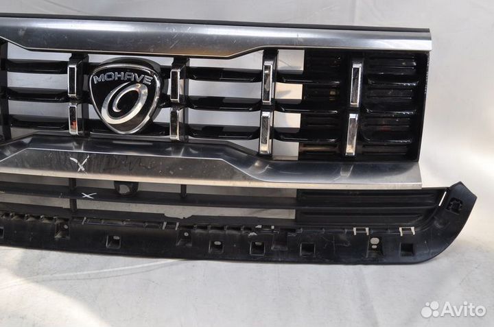 Б/У Б/У Решетка радиатора Kia Mohave HM2