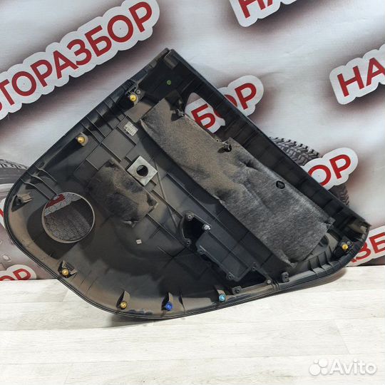 Обшивка боковой двери задняя левая Hyundai Solaris