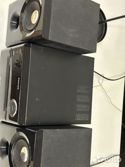 Музыкальный центр philips